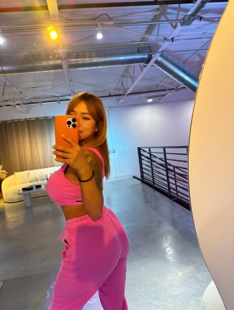 thick brazilian milf naked pic